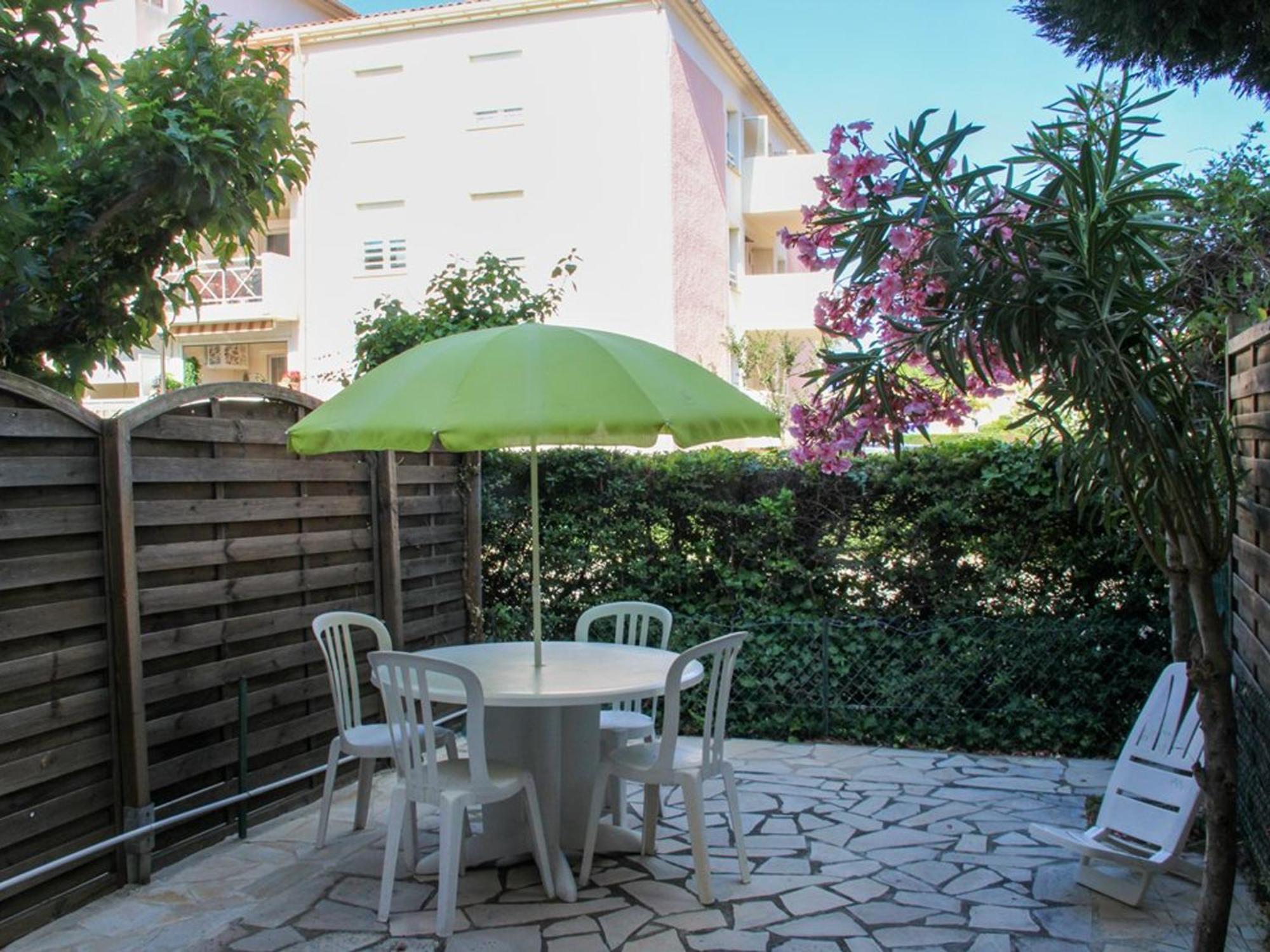 Calme Au Lavandou, 500m Plage, Piscine, Parking, Clim, Terrasse Privative, 4 Couchages - Fr-1-803-7 Le Lavandou